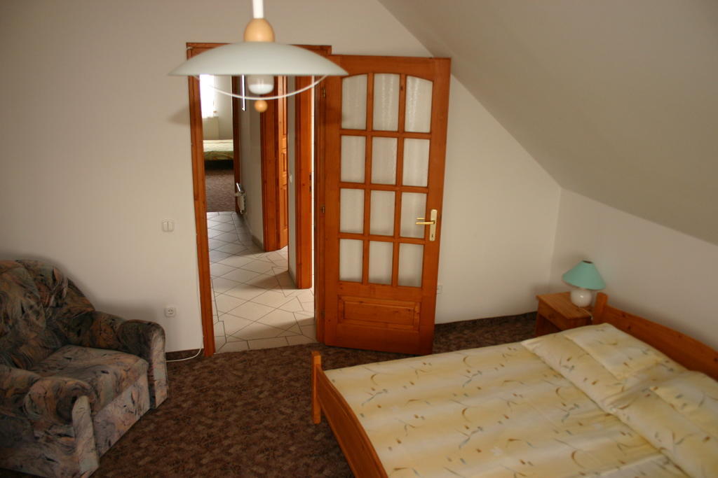 Abigel Thermal Apartman Bük Habitación foto